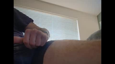 Snapshot of daddyrunner chatting on April 2026 06:16:02 PM Daddy Runner online show from April 2026 06:16:02 PM