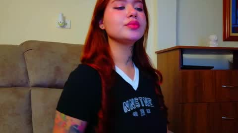 Snapshot of daddys_little_secrett chatting on March 2026 01:28:01 AM Valen online show from March 2026 01:28:01 AM