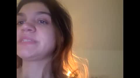 Snapshot of daddyscumslut211 chatting on December 2025 01:24:02 AM fairylee21 online show from December 2025 01:24:02 AM