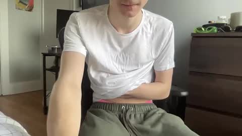 Snapshot of daddysfavorite01 chatting on March 2026 02:10:01 PM daddys boy online show from March 2026 02:10:01 PM