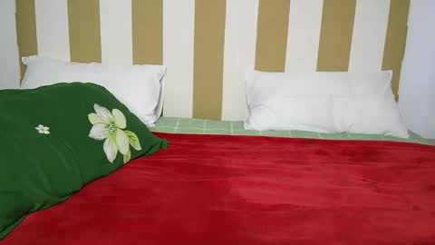 Snapshot of daddyslittleebony chatting on February 2025 11:50:01 AM daddyslittleebony online show from February 2025 11:50:01 AM