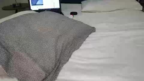 Snapshot of daddyslittleebony chatting on December 2025 09:29:02 AM daddyslittleebony online show from December 2025 09:29:02 AM