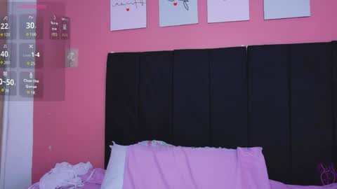 Snapshot of daddysneakinme chatting on April 2026 05:06:01 PM Anny online show from April 2026 05:06:01 PM