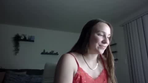 Snapshot of daddysssgoodgirl chatting on April 2026 07:09:01 AM daddys good girl online show from April 2026 07:09:01 AM