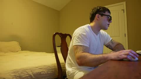 Snapshot of daddywassuppp4 chatting on March 2026 06:14:01 AM Jon online show from March 2026 06:14:01 AM