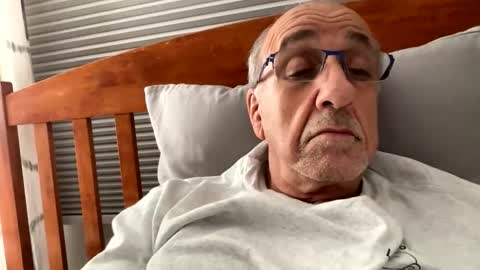 daddyweis online show from November 2025 04:14:02 AM