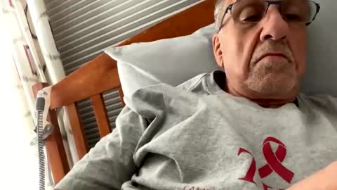 Snapshot of daddyweis chatting on April 2026 02:17:02 AM daddyweis online show from April 2026 02:17:02 AM