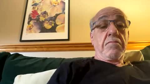 Snapshot of daddyweis chatting on April 2026 11:46:02 AM daddyweis online show from April 2026 11:46:02 AM