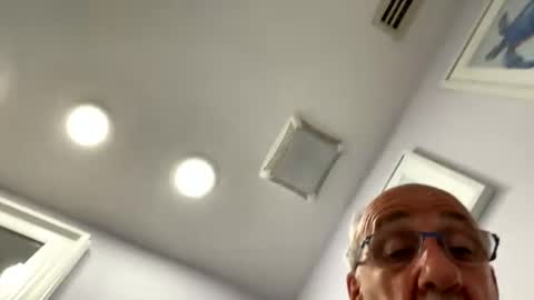 daddyweis online show from July 2026 03:37:02 PM