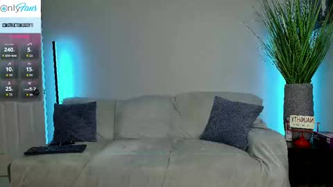 ConstructionDaddy and Lady Luna online show from October 2025 04:32:02 AM