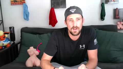 Snapshot of dadgoeswild chatting on April 2026 08:51:02 PM DadGoesWild online show from April 2026 08:51:02 PM