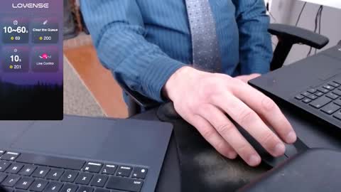 Snapshot of dadssecret69 chatting on February 2026 06:37:02 PM DadsSecret online show from February 2026 06:37:02 PM