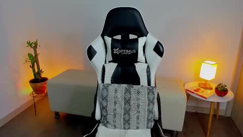 Allan Daf online show from November 2025 04:49:01 AM