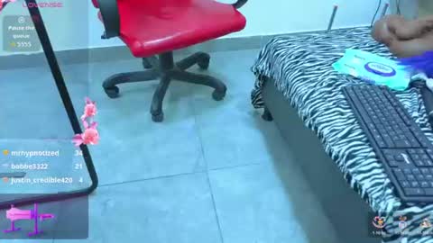 daffnelewis online show from July 2026 03:03:02 PM