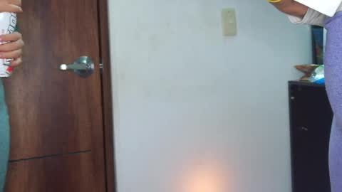 dafna and kris online show from April 2026 11:53:02 PM