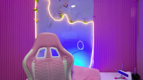 Snapshot of dafne17_ chatting on April 2026 08:02:02 PM Dafne online show from April 2026 08:02:02 PM