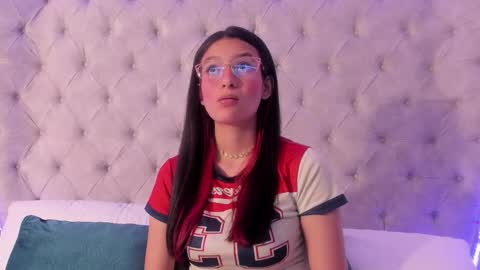 Snapshot of dafne_bss chatting on March 2026 05:23:01 AM dafne_bss online show from March 2026 05:23:01 AM