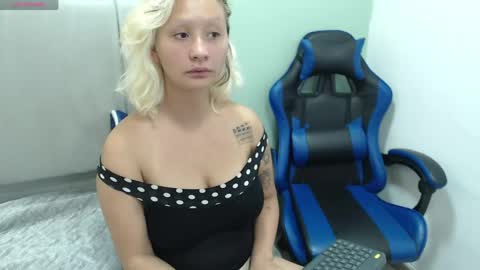 Dafne online show from May 2026 02:45:01 PM