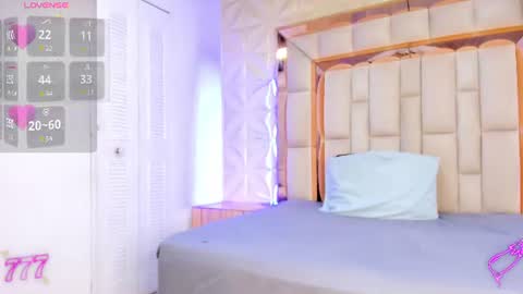 Snapshot of dafnee_adams chatting on June 2026 12:18:01 PM Dafnee online show from June 2026 12:18:01 PM