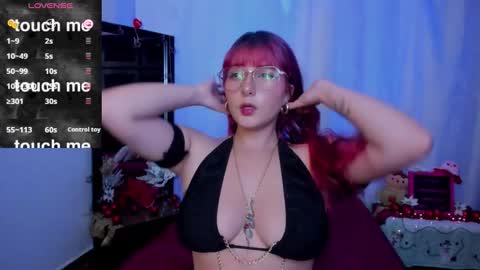 Dafne Moon online show from December 2025 02:41:02 AM