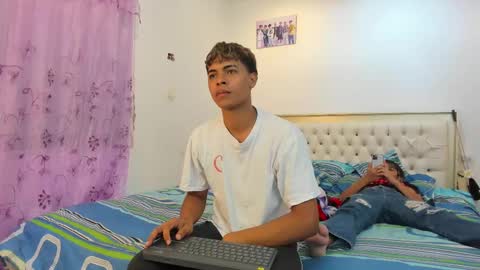 Snapshot of dafnezahiraa_ chatting on March 2025 04:45:01 AM dafnezahiraa  online show from March 2025 04:45:01 AM