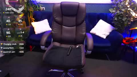 Snapshot of dafni_mon chatting on March 2025 04:53:01 PM Dafni Mon online show from March 2025 04:53:01 PM