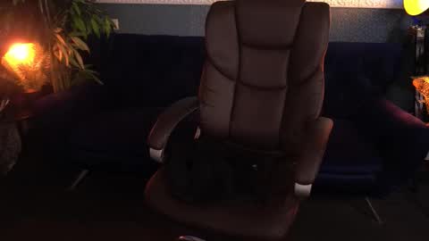 Snapshot of dafni_mon chatting on October 2025 05:19:01 AM Dafni Mon online show from October 2025 05:19:01 AM