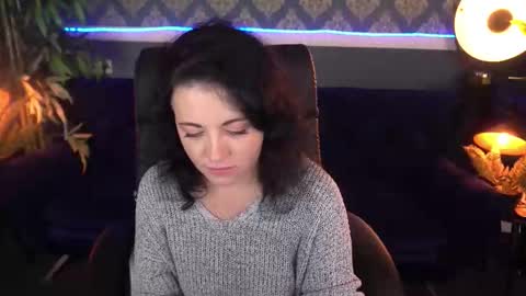 Snapshot of dafni_mon chatting on November 2025 06:35:01 AM Dafni Mon online show from November 2025 06:35:01 AM