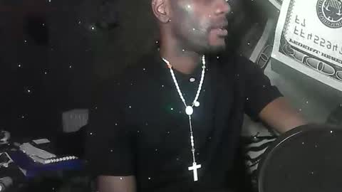 Snapshot of dagoer9eleven chatting on November 2025 08:05:02 AM dagoer9eleven online show from November 2025 08:05:02 AM