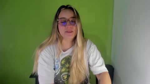 Snapshot of dahia888 chatting on October 2025 09:04:01 AM Dahia online show from October 2025 09:04:01 AM