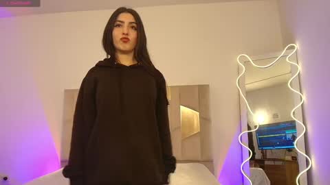 Snapshot of dahia_tay chatting on February 2025 03:11:02 AM dahia online show from February 2025 03:11:02 AM