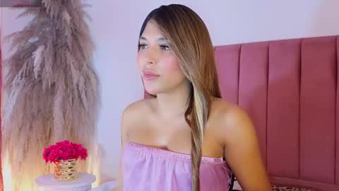 Dahiana online show from October 2025 05:01:01 PM