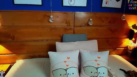  Dahiana  online show from November 2025 08:23:02 PM