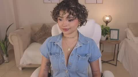 Snapshot of dahiana_walcott chatting on May 2026 11:01:02 PM Dahiann Walcott online show from May 2026 11:01:02 PM