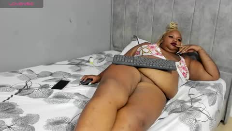 Snapshot of dahianajoss chatting on January 2025 10:48:01 PM Ebony Sex Dahian online show from January 2025 10:48:01 PM