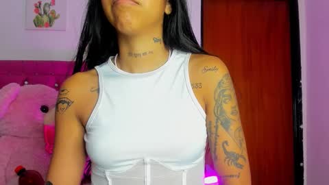    online show from December 2025 08:45:01 AM