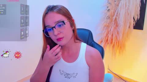 Snapshot of dahlia_rossi chatting on October 2025 06:05:02 AM Dahlia online show from October 2025 06:05:02 AM