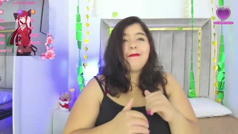 Dahlialee online show from March 2026 12:11:01 PM