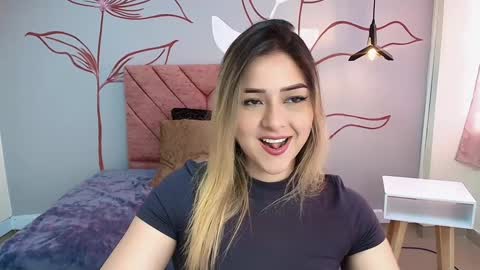 Dahlia online show from December 2024 08:40:02 PM