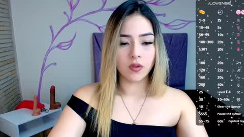 Dahlia online show from December 2024 03:15:02 PM