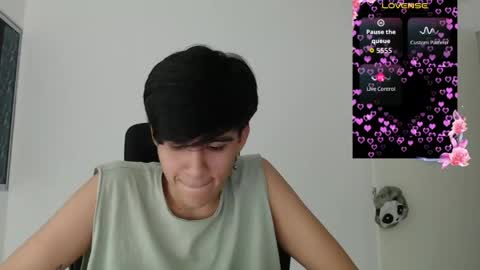 Snapshot of dahliarios chatting on April 2026 04:35:01 AM lorena online show from April 2026 04:35:01 AM