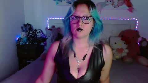 Snapshot of daiademoniaka chatting on December 2025 07:18:01 PM online show from December 2025 07:18:01 PM