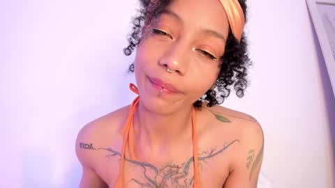 Snapshot of daiana_curly chatting on January 2025 03:22:01 PM Daiana online show from January 2025 03:22:01 PM