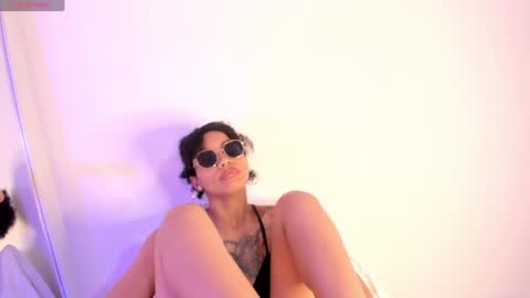 Snapshot of daiana_curly chatting on January 2025 02:53:01 PM Daiana online show from January 2025 02:53:01 PM