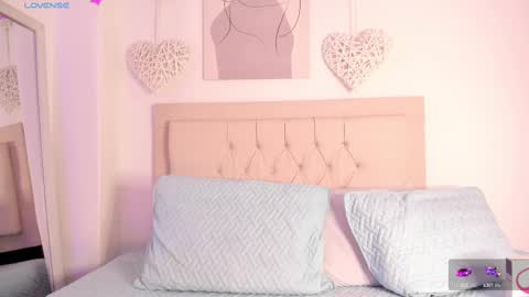 Snapshot of daiana_curly chatting on February 2025 06:04:02 PM Daiana online show from February 2025 06:04:02 PM