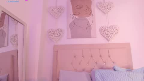 Snapshot of daiana_curly chatting on February 2025 12:37:01 PM Daiana online show from February 2025 12:37:01 PM