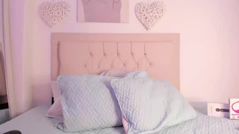 Snapshot of daiana_curly chatting on March 2025 06:55:01 PM Daiana online show from March 2025 06:55:01 PM