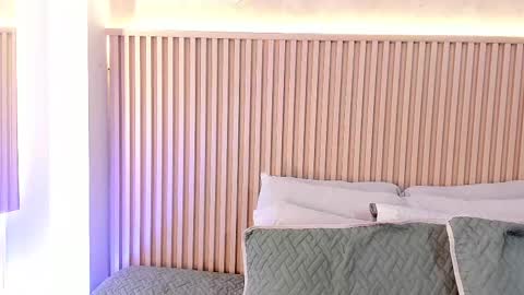 Snapshot of daiana_curly chatting on September 2025 08:03:01 PM Daiana online show from September 2025 08:03:01 PM