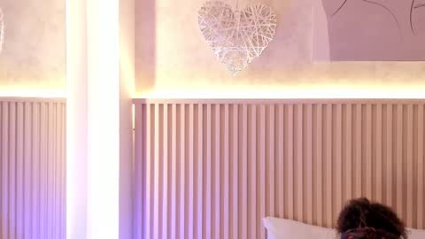 Snapshot of daiana_curly chatting on October 2025 07:24:02 PM Daiana online show from October 2025 07:24:02 PM