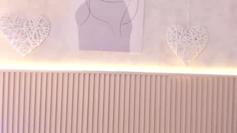 Snapshot of daiana_curly chatting on November 2025 10:42:02 PM Daiana online show from November 2025 10:42:02 PM